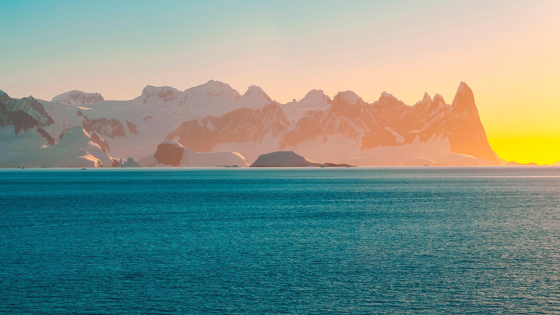 Next, we cross the channel to reach the Antarctic Peninsula.